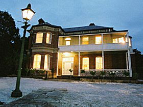 Amberley House - Accommodation Gold Coast 0
