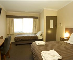 Seabrook Hotel Motel - 1 Gold Coast 0