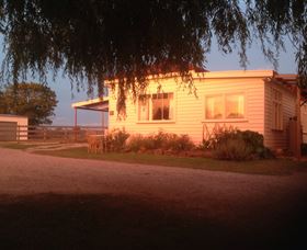 Fairview Bed And Breakfast Cottage - Accommodation Gold Coast 0
