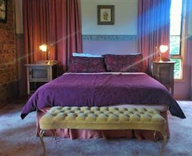 Oakdale B & B - Accommodation Gold Coast 0