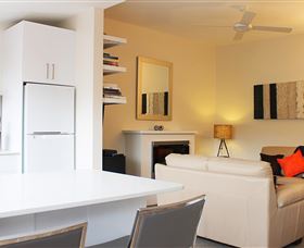 Apartment On King - Accommodation Gold Coast 2