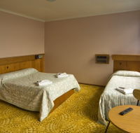 Somerset Hotel - 1 Gold Coast