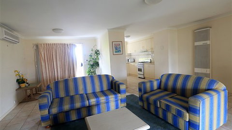 Glen Inn Motel & Apartments - Accommodation Gold Coast 1