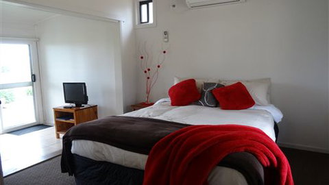 Glenrowan Tourist Park - Accommodation Gold Coast 2