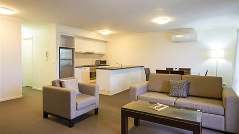 Quest Sale Serviced Apartments - Accommodation Gold Coast 4