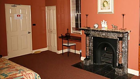 Grand Central Accommodation B&B Cobden - Accommodation Gold Coast 1