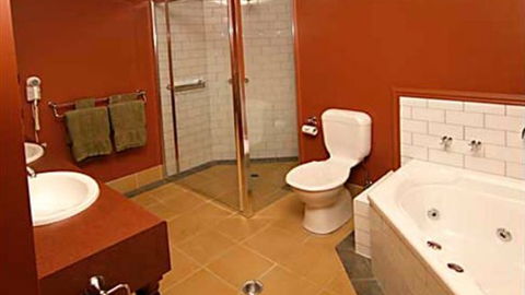 Grand Central Accommodation B&B Cobden - Accommodation Gold Coast 5