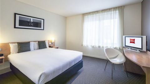 Ibis Melbourne Hotel And Apartments - Accommodation Gold Coast 0