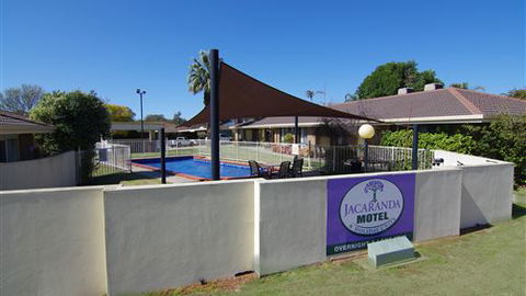 Jacaranda Motel & Holiday Units - Accommodation Gold Coast 2