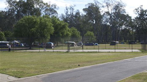 Painters Island Caravan Park - Accommodation Gold Coast 4