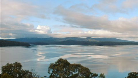 Blue Waters Cottages For Two - Accommodation Gold Coast 2