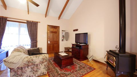 Glenview Retreat Luxury Accommodation - Accommodation Gold Coast 7