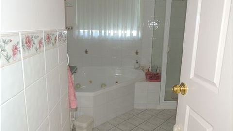 Burrabliss Bed And Breakfast - Gold Coast 4U 5