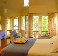 Waterholes Guest House - Accommodation Gold Coast