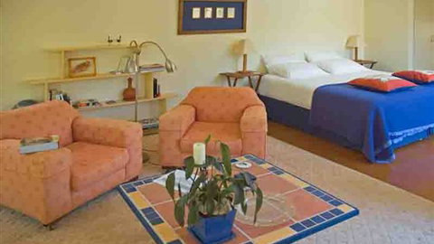 Waterholes Guest House - Accommodation Gold Coast 2