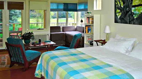 Waterholes Guest House - Accommodation Gold Coast 3