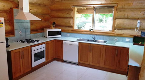 Tewksbury Lodge - Accommodation Gold Coast 3