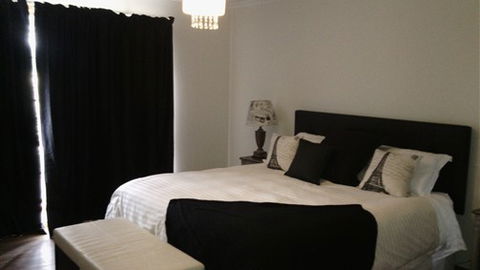 Animal Land - Accommodation Gold Coast 2