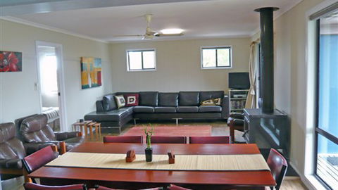 Sabrelyn Park - Accommodation Gold Coast 3