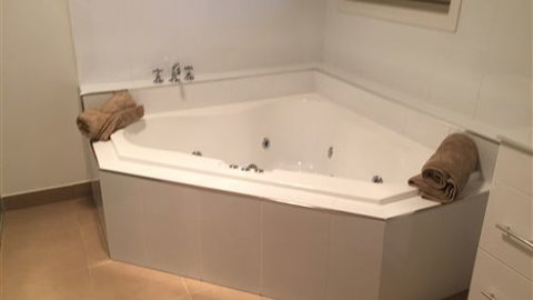 Curdievale Riverfront Lodge - Accommodation Gold Coast 2