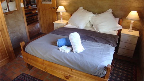 Wartook Rise Mudbrick Cabins - Accommodation Gold Coast 4