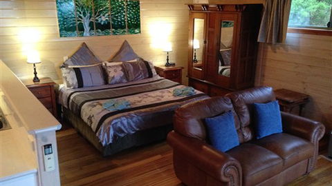 Southern Anchorage Retreat - Gold Coast 4U 4