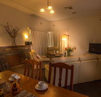 Benson House and Benson Lodge - Accommodation Gold Coast