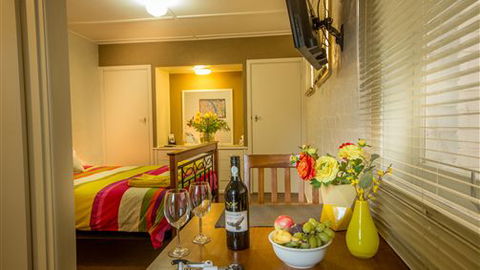 Benson House And Benson Lodge - Accommodation Gold Coast 5