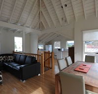 Rocket House Apollo Bay - Accommodation Gold Coast