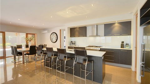 Newington Lake House - Accommodation Gold Coast 3