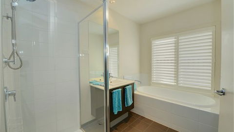 Newington Lake House - Accommodation Gold Coast 6