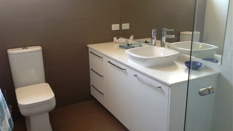 Waterview - Stoneleigh At Yarra - Accommodation Gold Coast 4