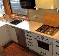 Wallace's - Crystal Creek Chalet 1 - Accommodation Gold Coast