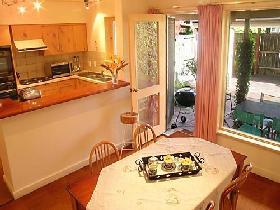 Adelaide Serviced Apartments - William Townhouse - 1 Gold Coast 2
