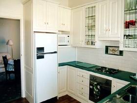 Grandview House Apartments - Glenelg - Accommodation Gold Coast 1