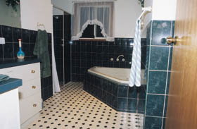 Villa Grenache Bed & Breakfast - Accommodation Gold Coast 0