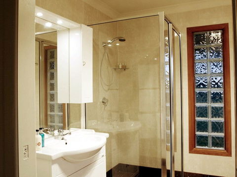 Alpine Lodges - Accommodation Gold Coast 2