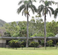 Arcadia Village Motel - Accommodation Gold Coast
