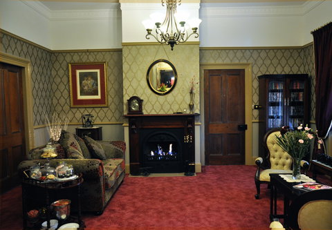 Bli Bli House Luxury Accommodation - Accommodation Gold Coast 1