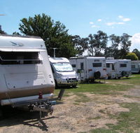 Canberra Carotel Motel  Caravan Park - Gold Coast 4U