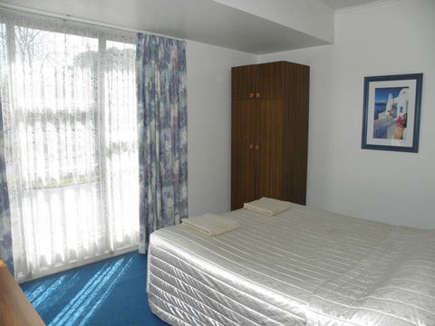 Capri Lodge Apartments - Accommodation Gold Coast 5