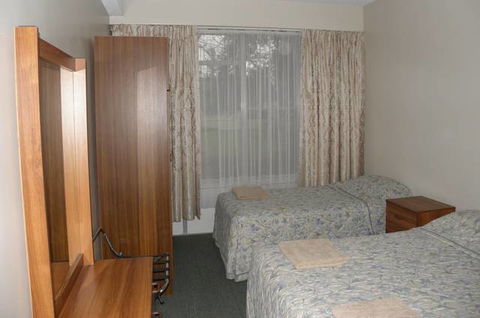 Capri Lodge Apartments - Accommodation Gold Coast 7