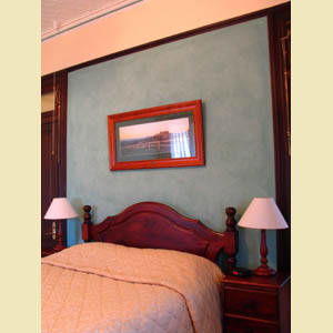 CBC Bed & Breakfast - Accommodation Gold Coast 3