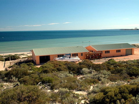 Ceduna Shelly Beach Caravan Park - Gold Coast 4U 0