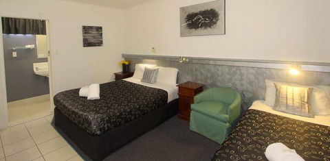 Charm City Motel - Accommodation Gold Coast 2