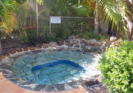 Comfort Inn Bert Hinkler - Accommodation Gold Coast 2