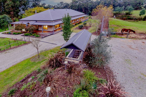 Lalee Farm - Accommodation Gold Coast 0