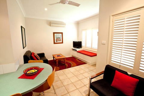 Country Apartments - Accommodation Gold Coast 0