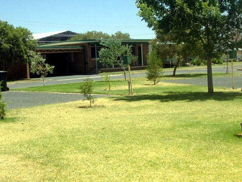 Country Club Caravan Park - Gold Coast 4U 3