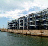 Dolphin Quay Apartment Hotel - Accommodation Gold Coast